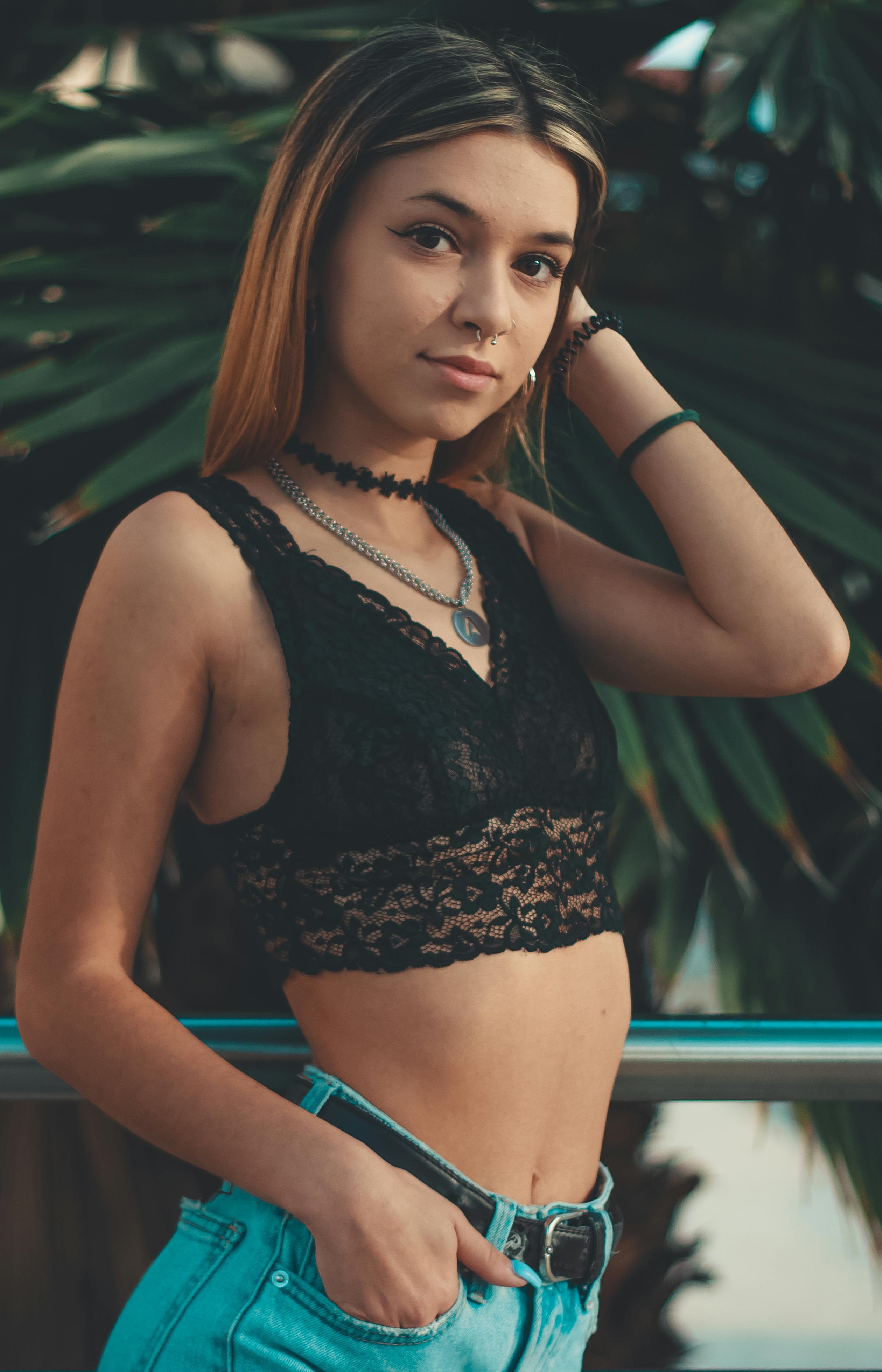 Lace-Cropped Top